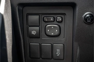 Toyota Land Cruiser – thumbnail 27
