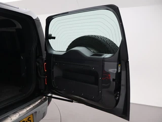 Land Rover Defender – thumbnail 24
