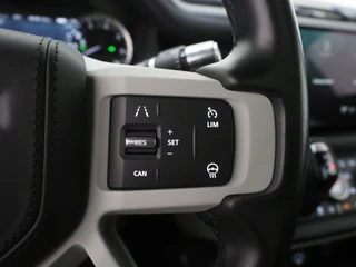 Land Rover Defender – thumbnail 23