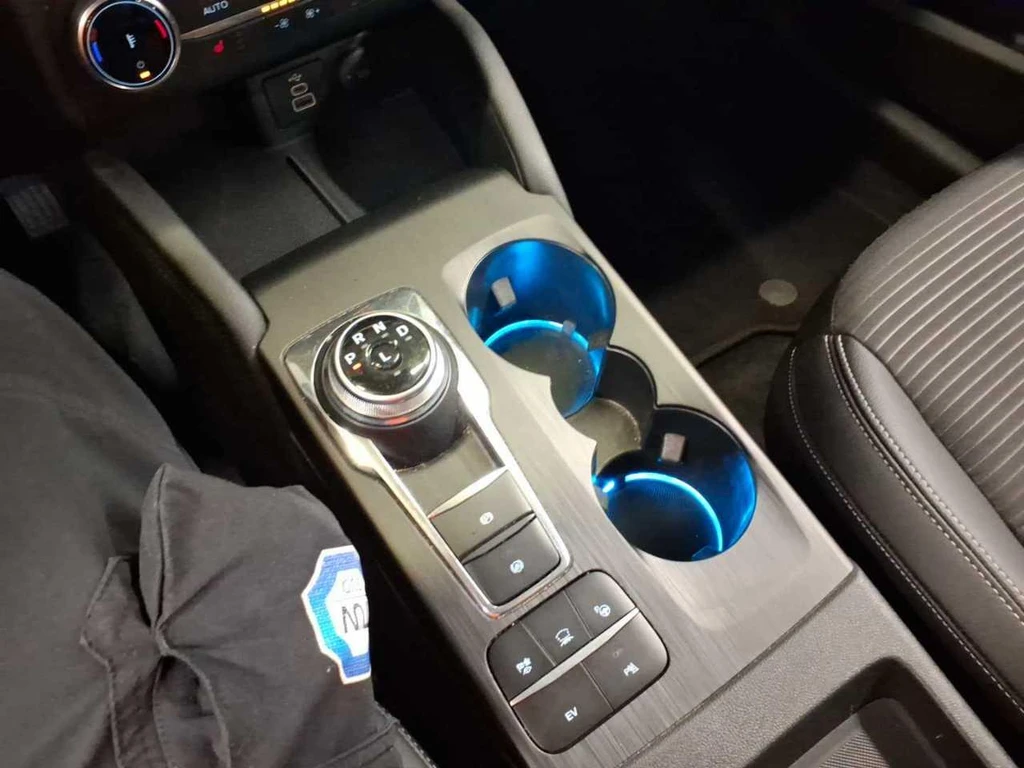 Ford Kuga – foto 16