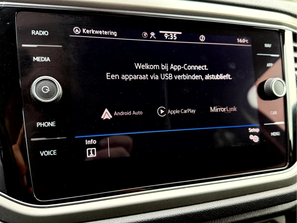 Volkswagen T-Roc – foto 13