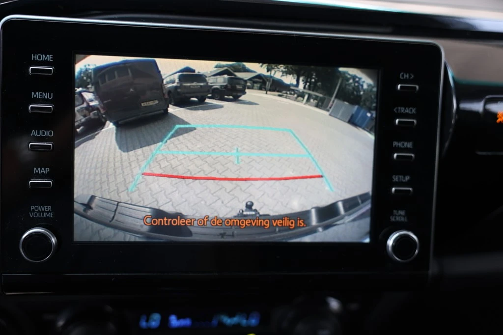 Toyota Hilux – foto 17