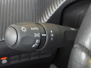Peugeot 208 – thumbnail 26