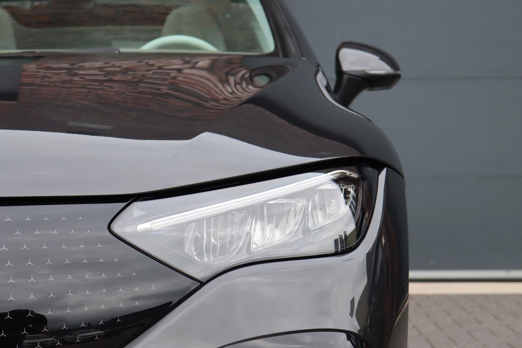 Mercedes-Benz EQE – foto 25