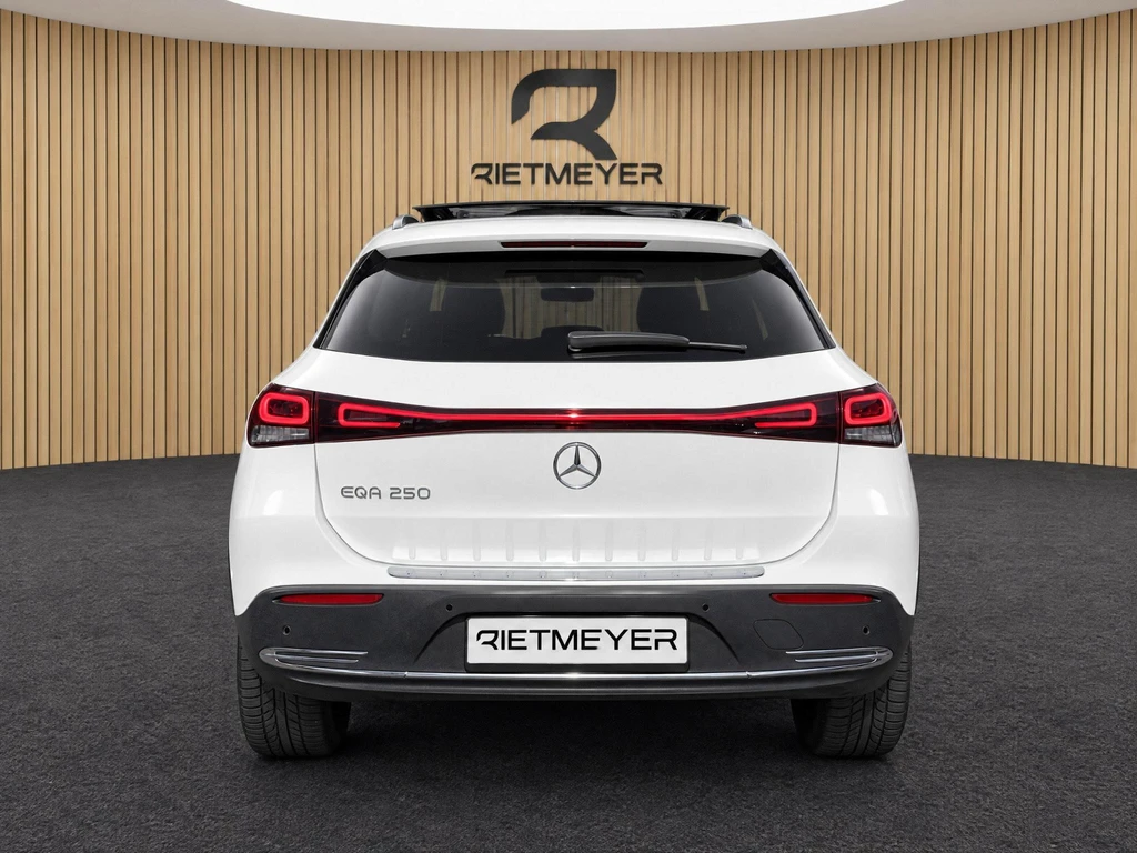 Mercedes-Benz EQA – foto 4