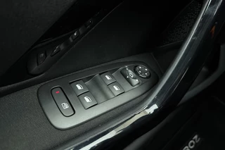Peugeot 208 – thumbnail 18