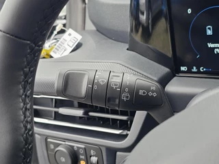 Ford Transit Custom – thumbnail 17