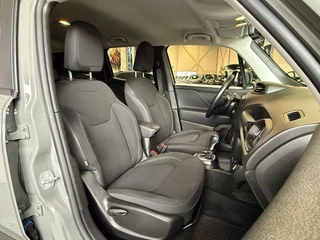 Jeep Renegade – thumbnail 24