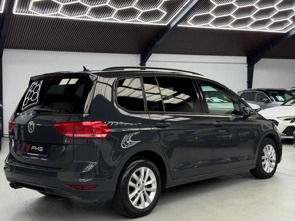 Volkswagen Touran – foto 7