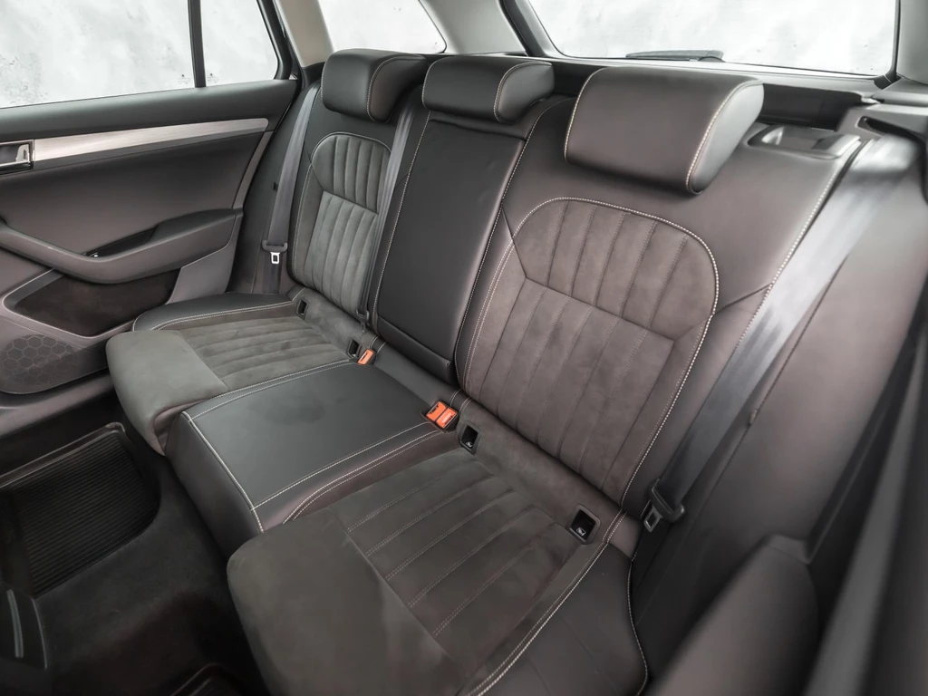 Škoda Superb – foto 16