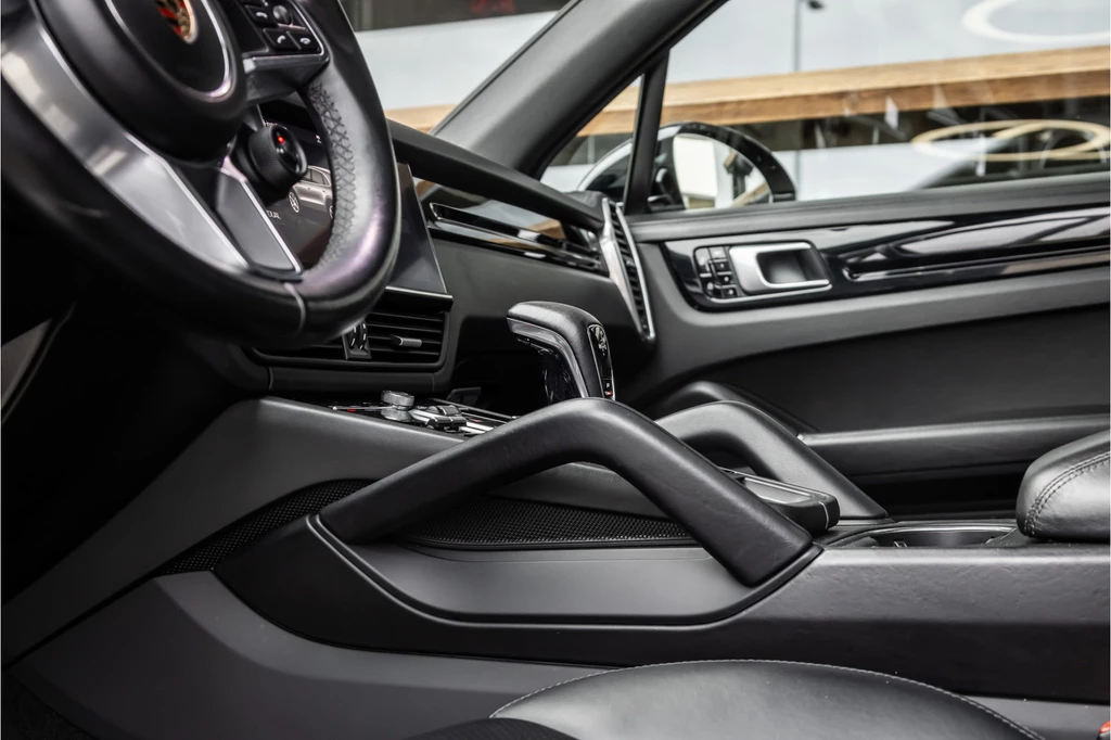 Porsche Cayenne – foto 22