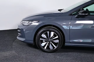 Volkswagen Golf – thumbnail 30