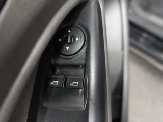 Ford Transit Connect – thumbnail 15