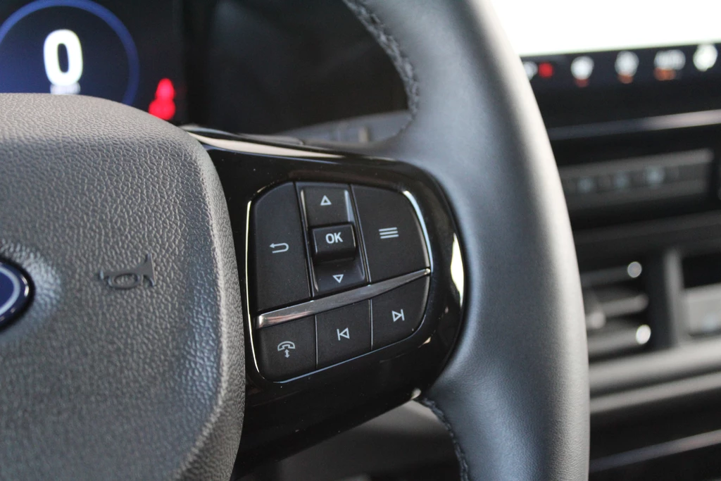 Ford Tourneo Custom – foto 25
