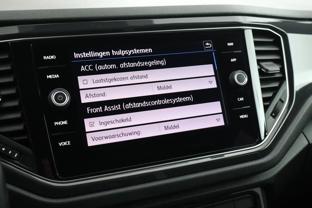 Volkswagen T-Roc – foto 25