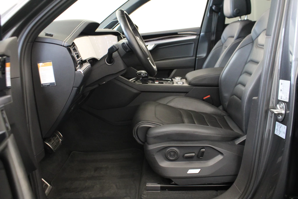 Volkswagen Touareg – foto 10