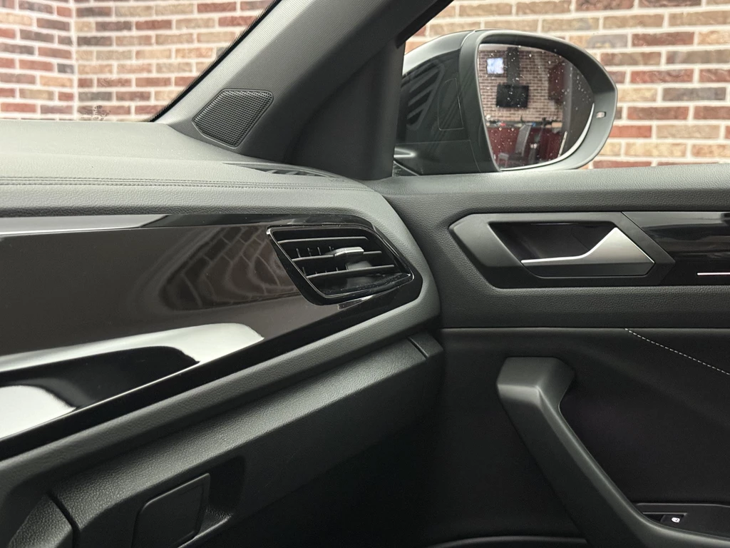 Volkswagen T-Roc – foto 26