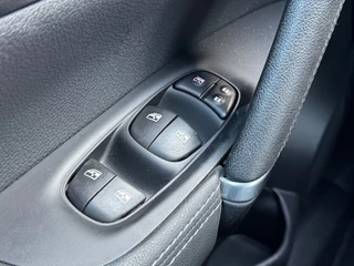 Nissan QASHQAI – thumbnail 12