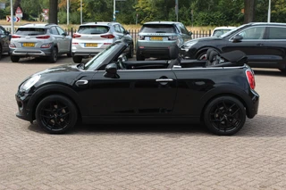 MINI Cooper Cabrio – thumbnail 2