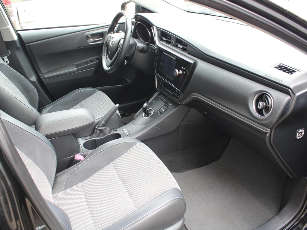 Toyota Auris – foto 13