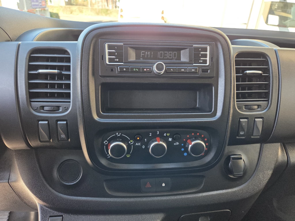 Renault Trafic – foto 19