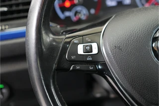 Volkswagen T-Roc – thumbnail 24