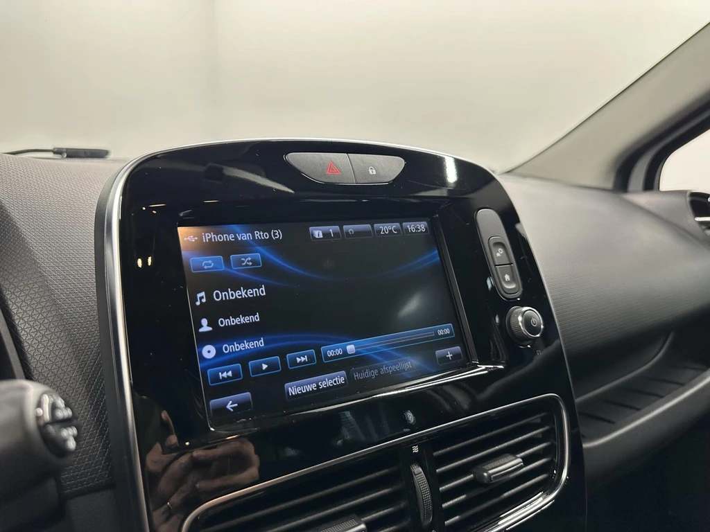 Renault Clio – foto 24