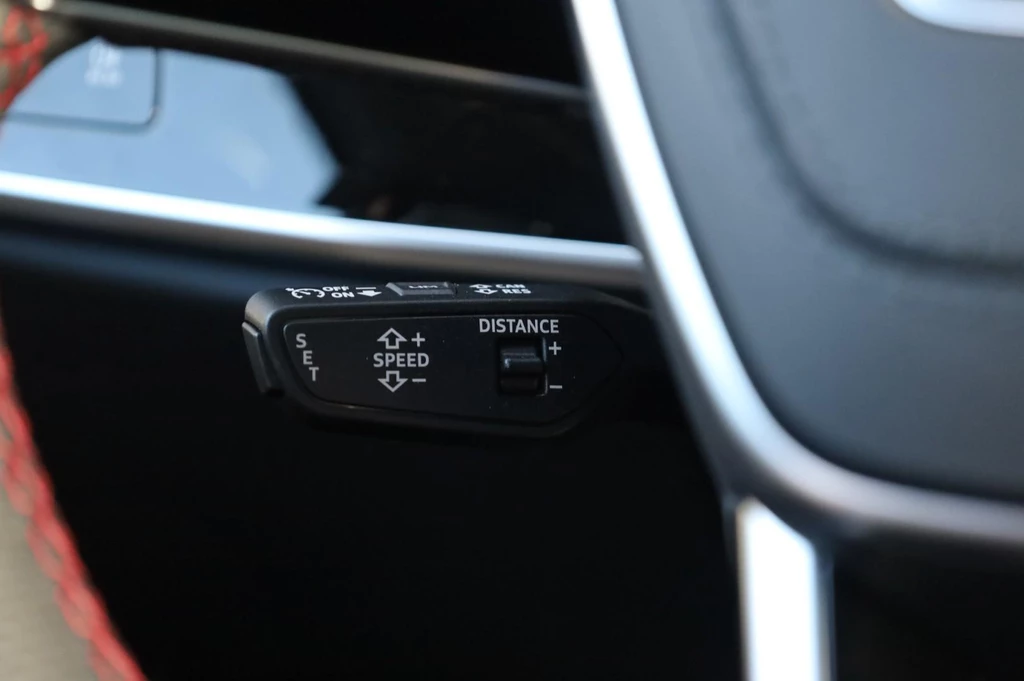 Audi S8 – foto 22