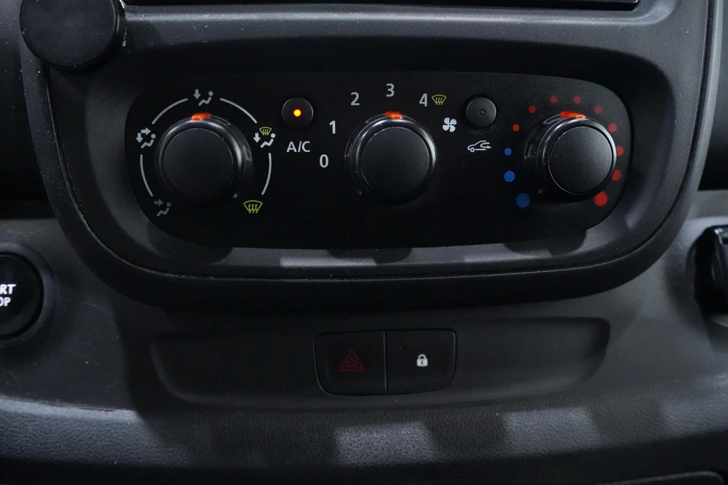 Renault Trafic – foto 24