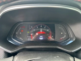 Renault Clio – thumbnail 19