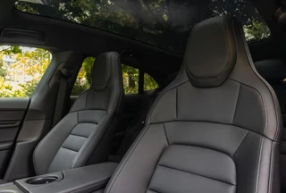 Porsche Taycan – thumbnail 8
