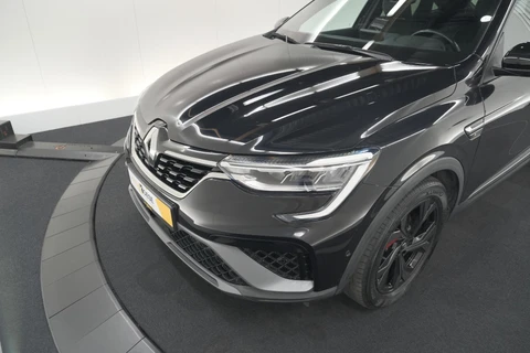Renault Arkana 1.6 E-Tech Hybrid 145 R.S. Line | Adaptieve Cruise Control | Elektrische Verstelbare Stoelen | Camera | 9.3 Inch Grootscherm