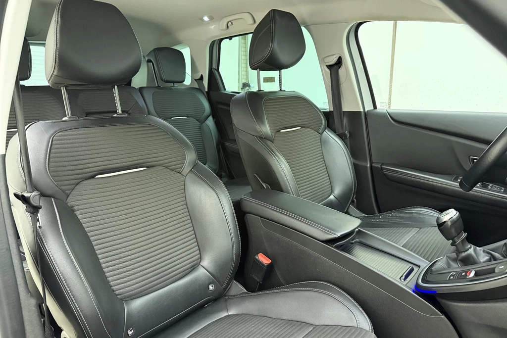 Renault Scénic – foto 14