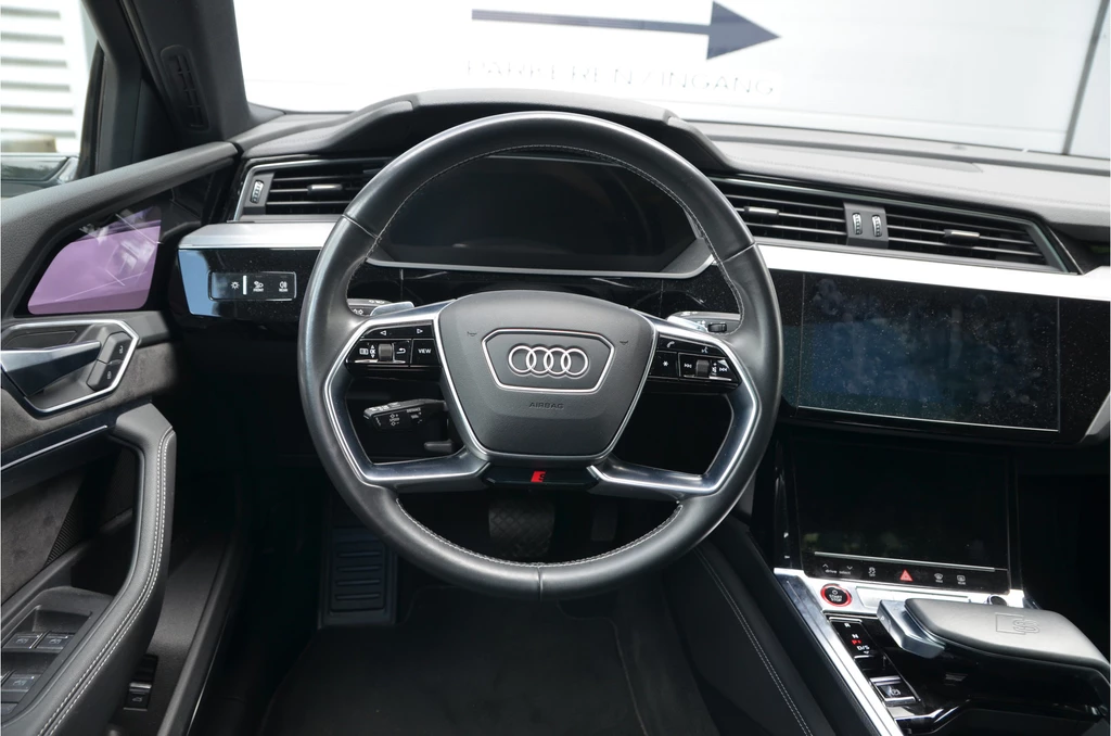 Audi e-tron – foto 16