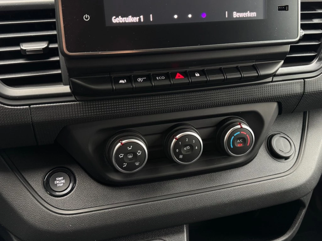 Renault Trafic – foto 22