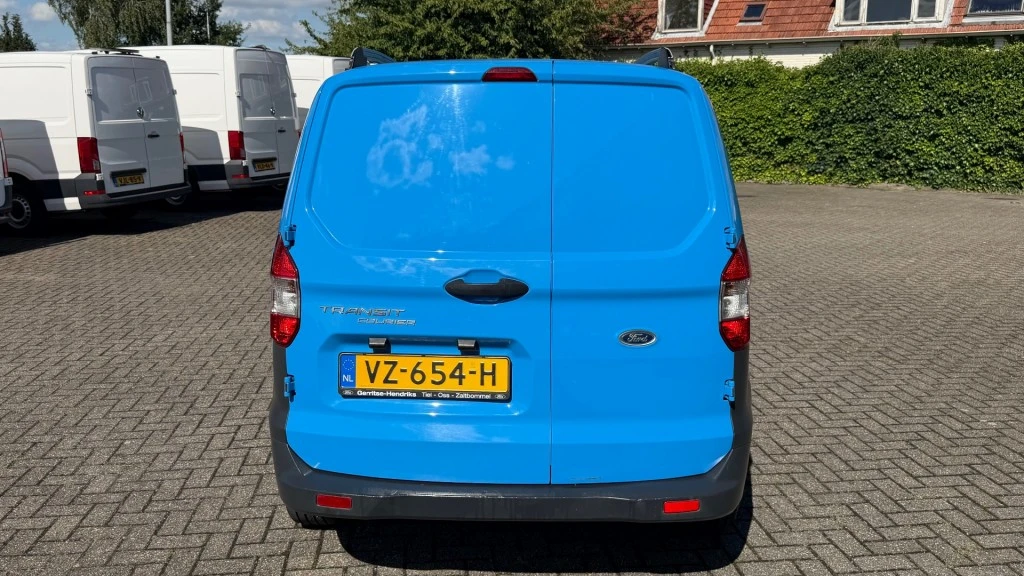 Ford Transit Courier – foto 4