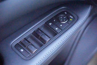 Lexus RX – thumbnail 26