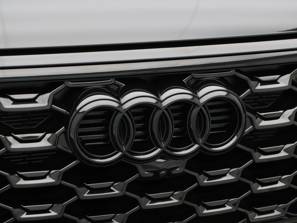Audi Q5 – foto 11