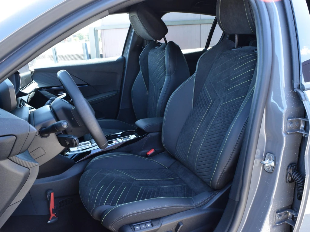Peugeot 208 – foto 20