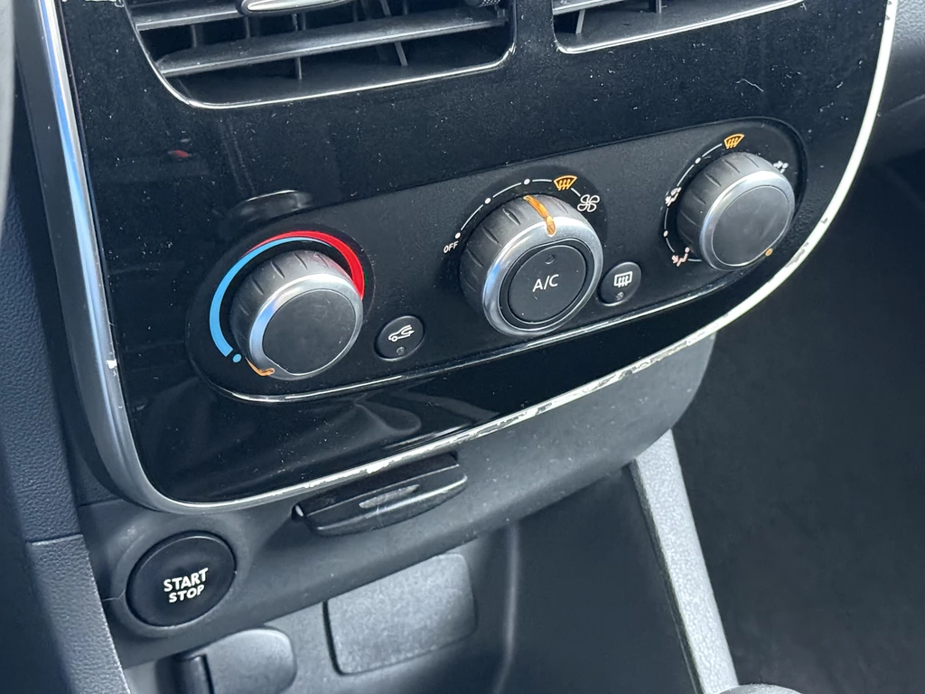 Renault Clio – foto 15