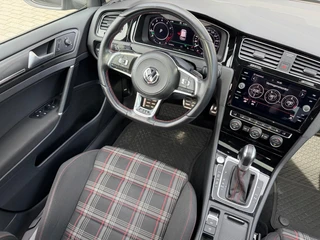 Volkswagen Golf – thumbnail 21