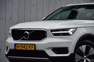 Volvo XC40 – thumbnail 3