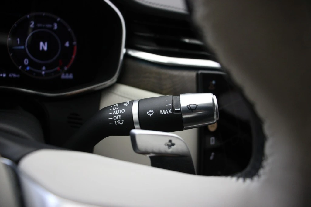 Jaguar XF – foto 28