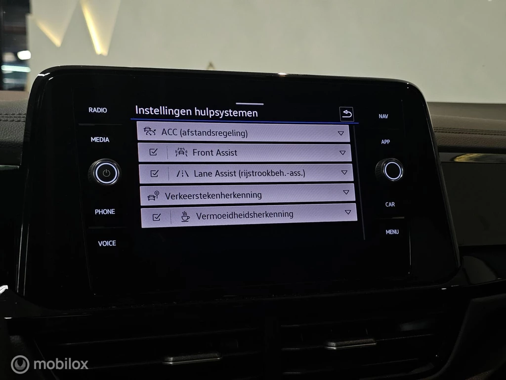 Volkswagen T-Roc – foto 48