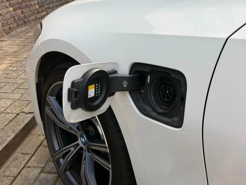 BMW 3 Serie – foto 16