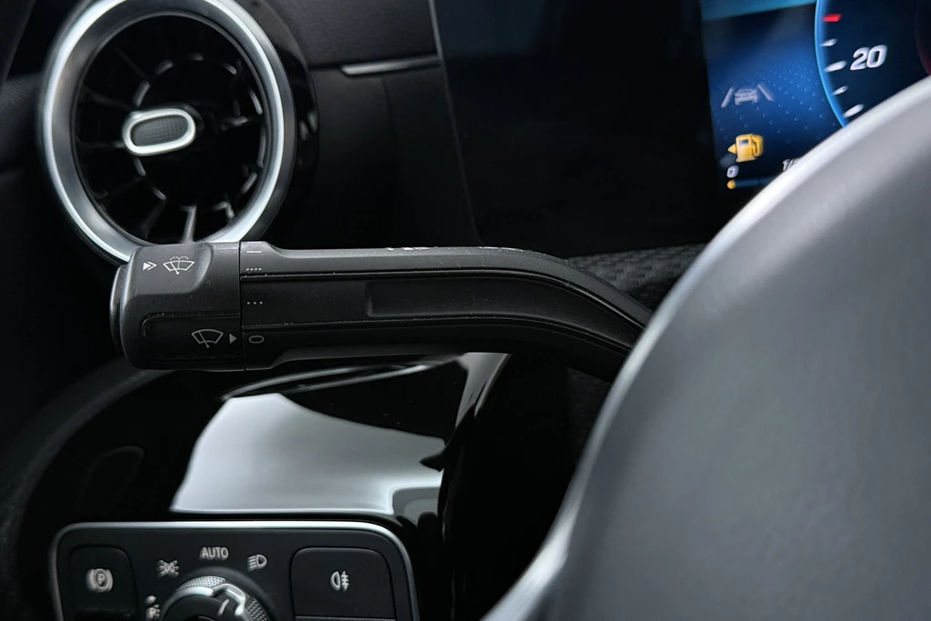 Mercedes-Benz CLA – foto 12