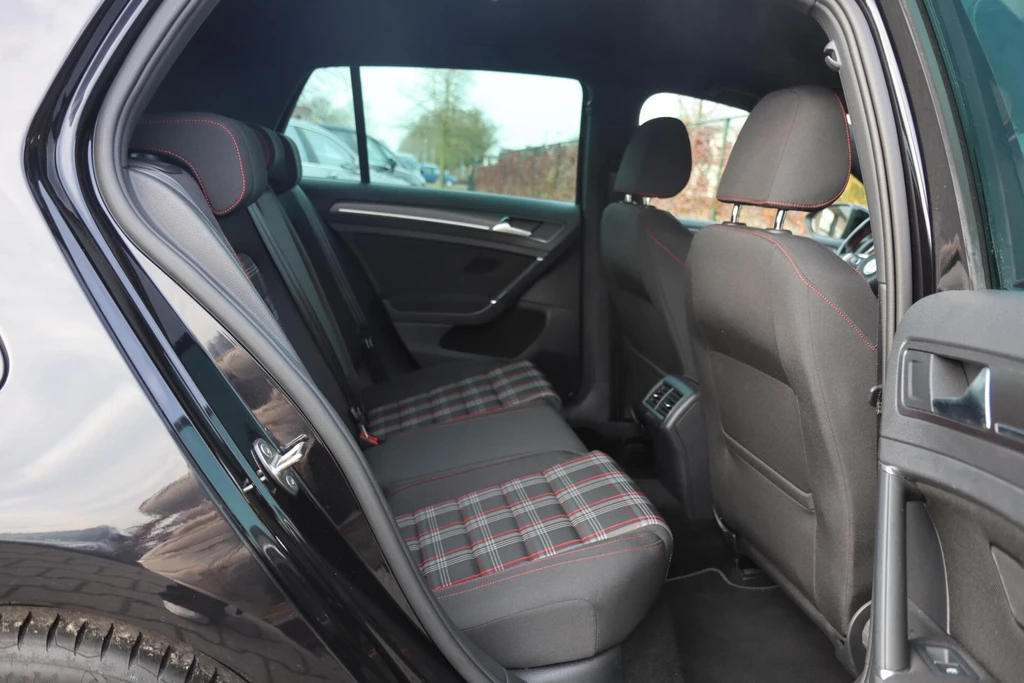 Volkswagen Golf – foto 92
