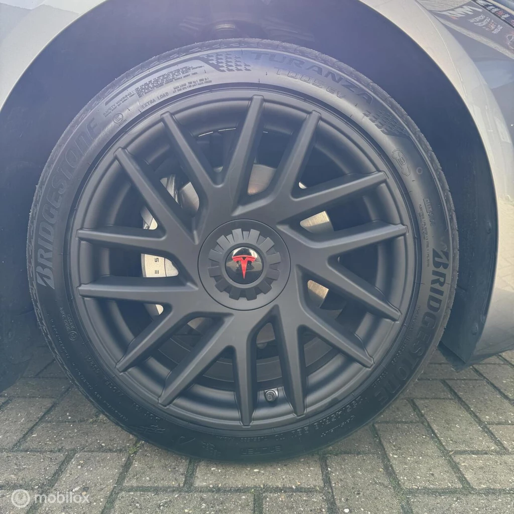 Tesla Model 3 – foto 17