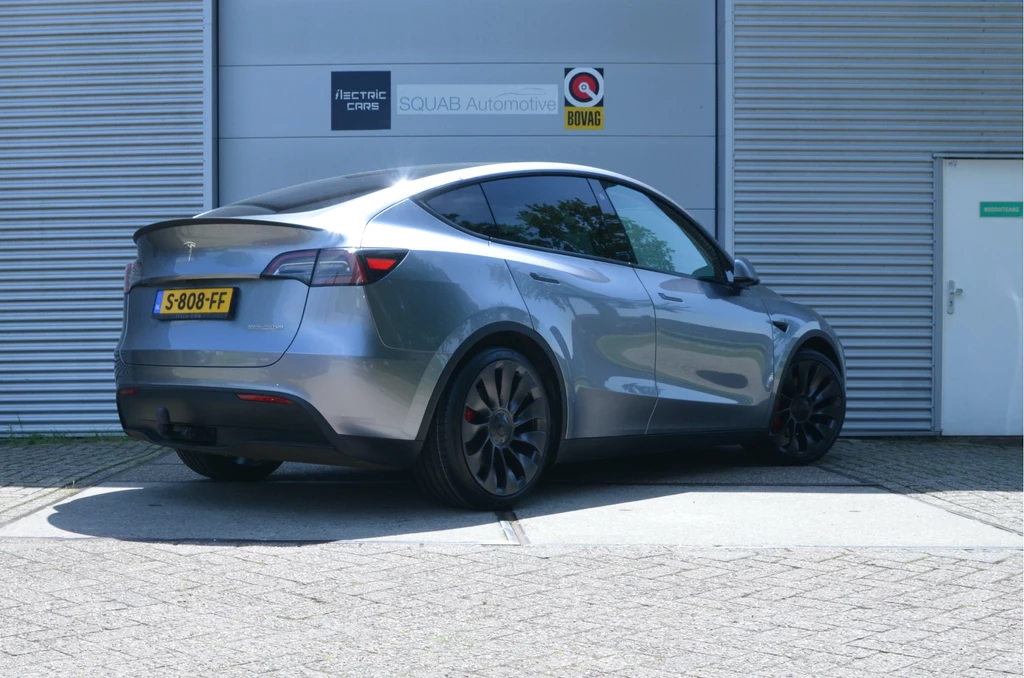 Tesla Model Y – foto 3