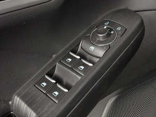 Ford Kuga – thumbnail 28